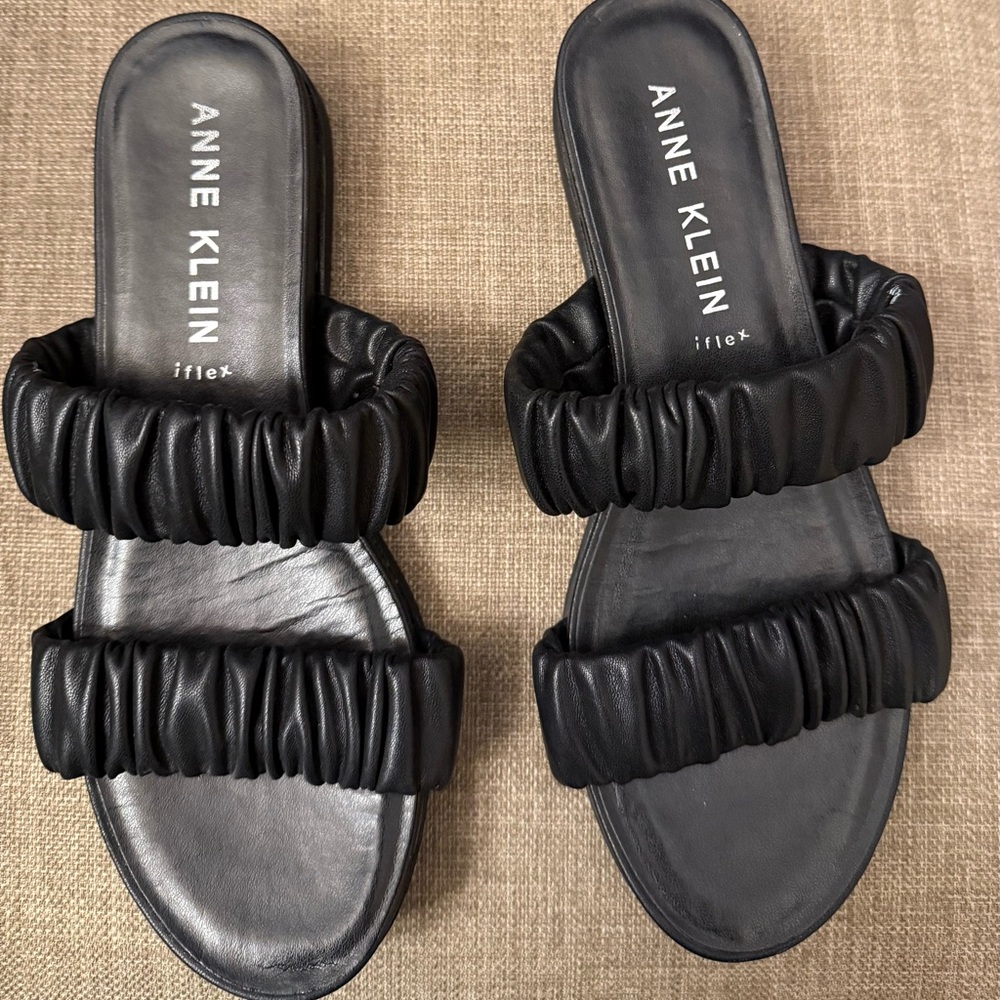 Anne Klein Black Sandals with Ruched Straps